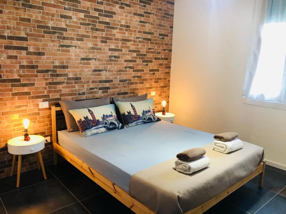 Blaxej, Nel Cuore Di Verona, Moderno Ed Elegante, 4 Posti Letto, Wi-Fi, Self Check In Leilighet Eksteriør bilde